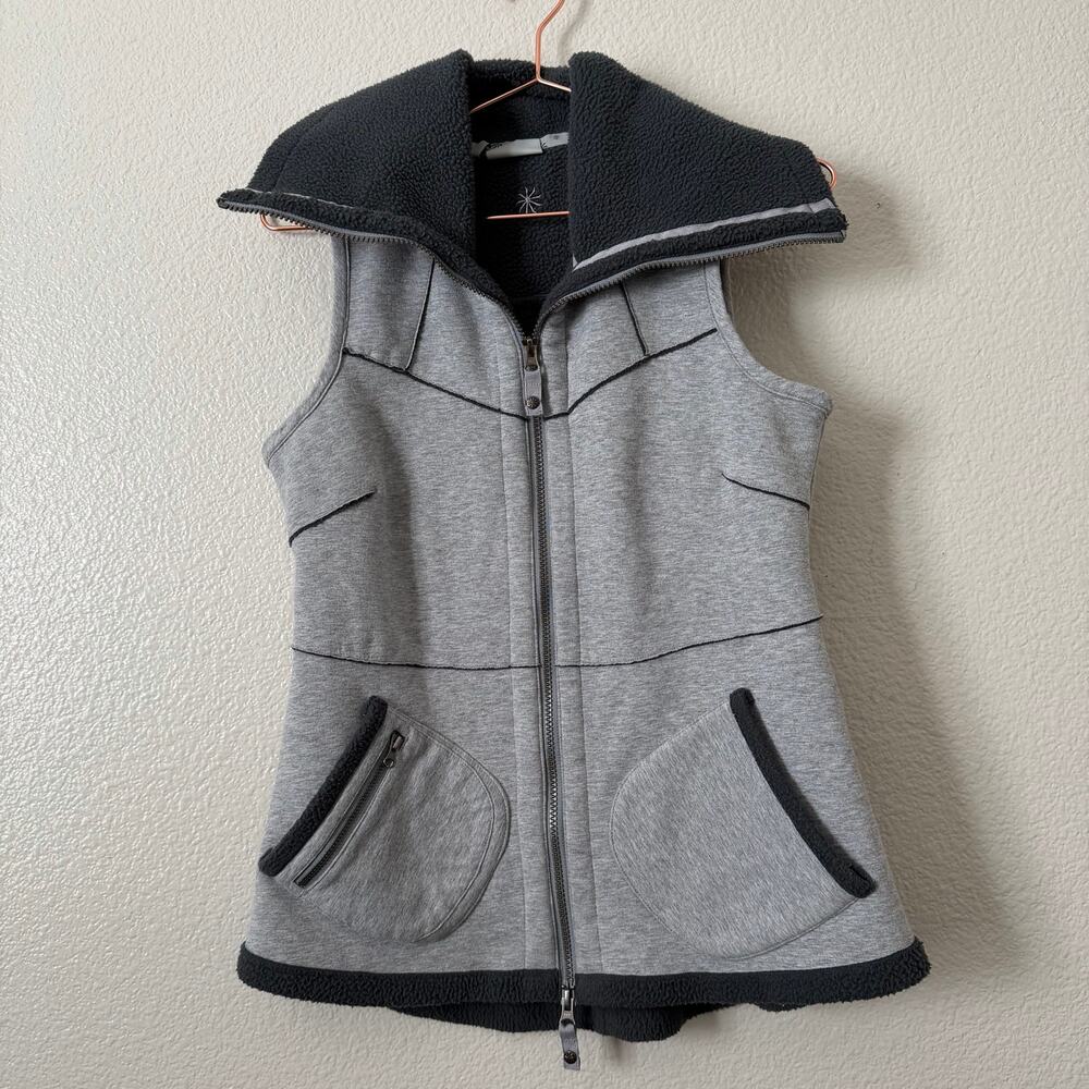 Athleta sweatshirt knit patchwork Sherpa vest gray pocket full zip 265324